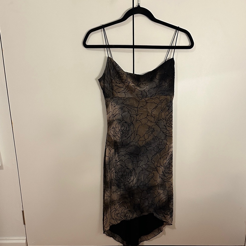 Hourglass vintage black dress